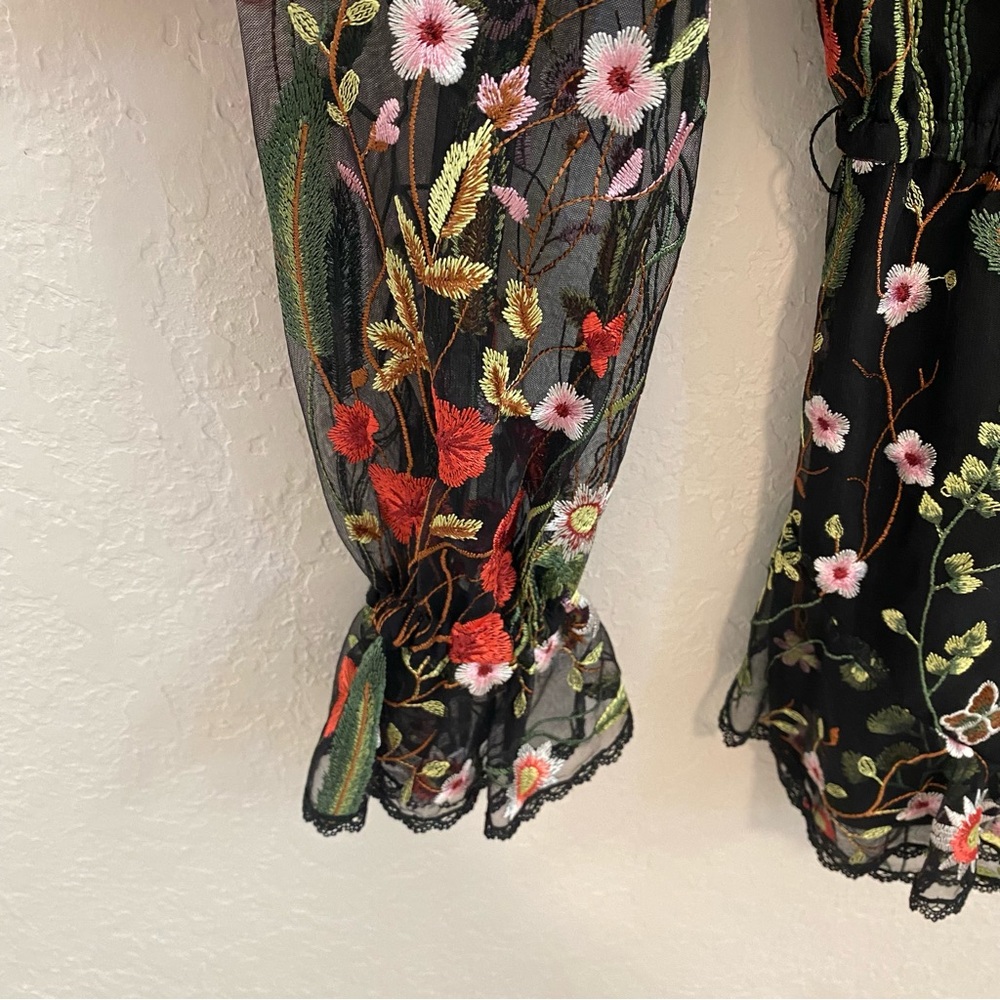 Alexis Brenna Floral Embroidered Romper in Black Garden Size Small - Picture 9 of 9